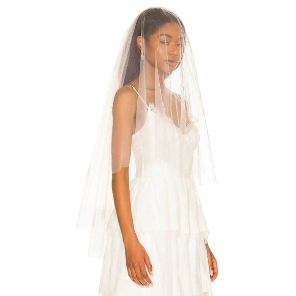 Elegant White Bridal Veil main image 7